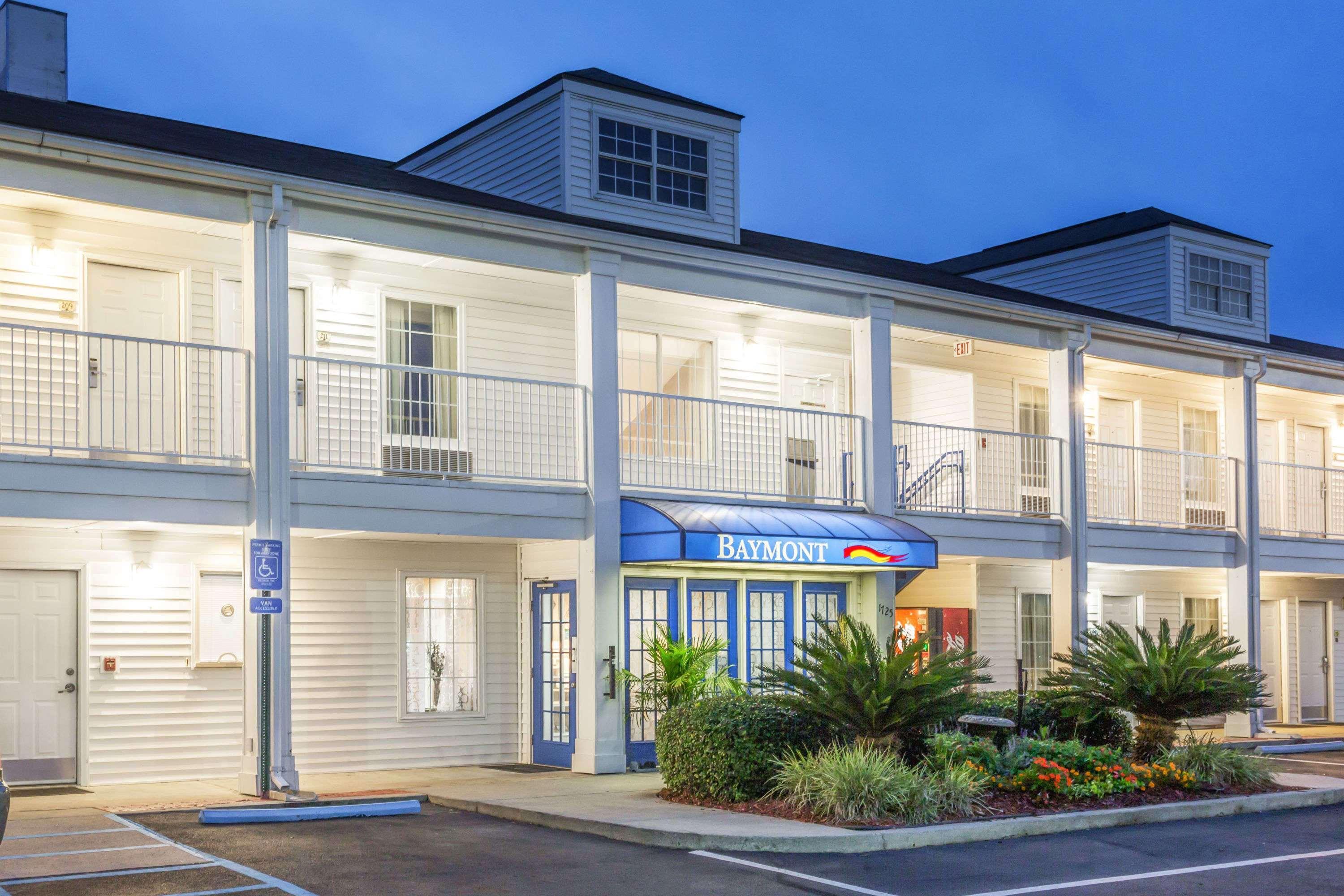 Baymont By Wyndham Valdosta At Valdosta Mall Екстер'єр фото
