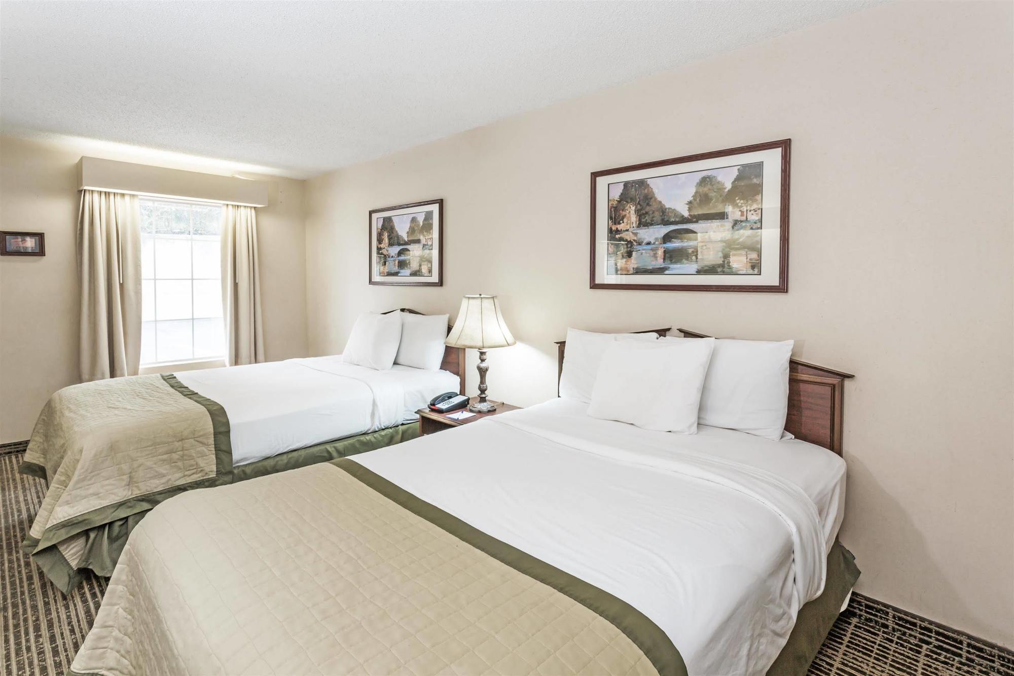 Baymont By Wyndham Valdosta At Valdosta Mall Екстер'єр фото